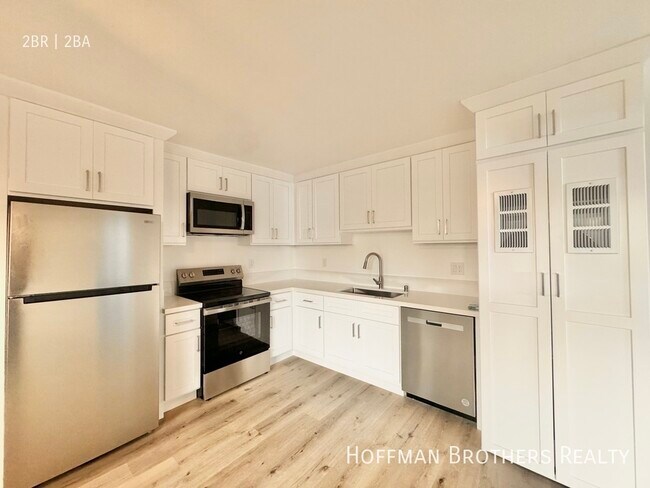 Photo - 816 N Edinburgh Ave Unit 7