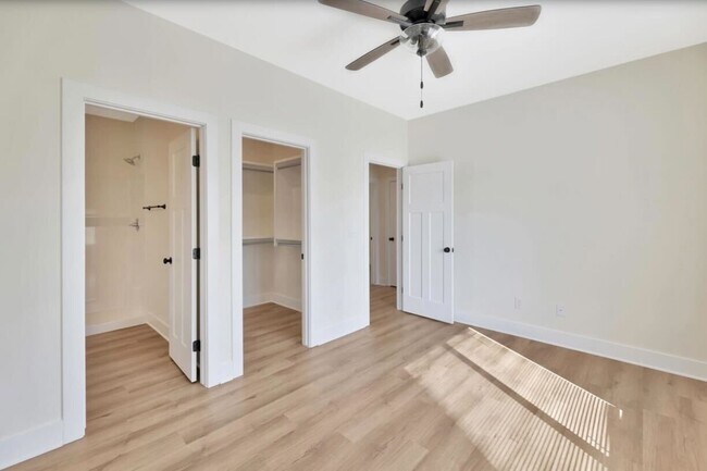 Photo - 17121 W Kashmir St