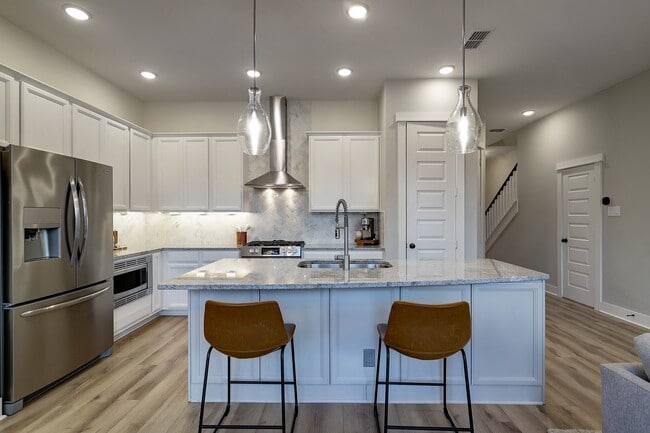 Photo - 10934 Brambling Wood Dr