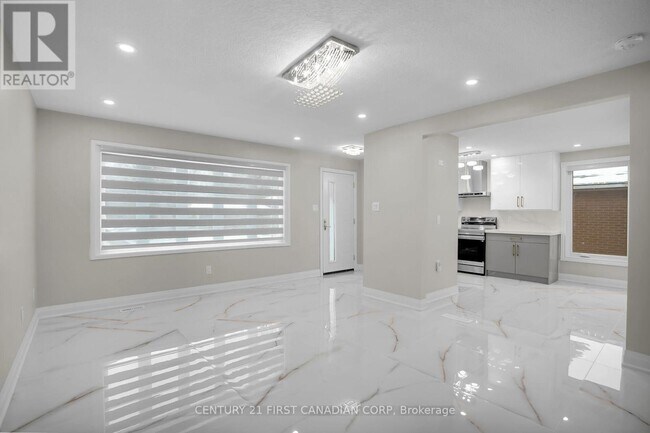 Photo - 1046 Jalna Blvd