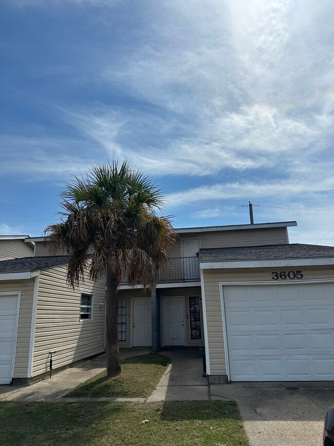 Building Photo - 3605 Jupiter Dr Rental