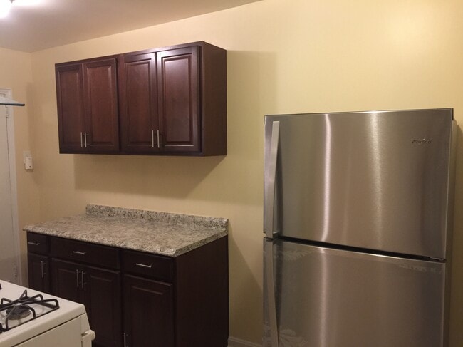 Photo - 213 N Adams St