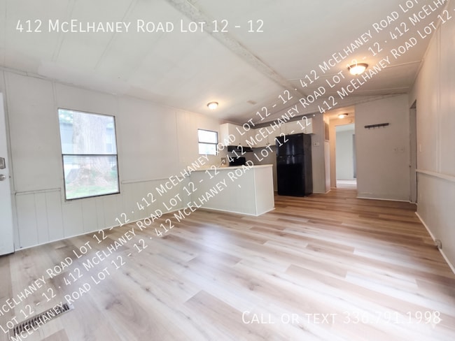 Photo - 412 McElhaney Rd