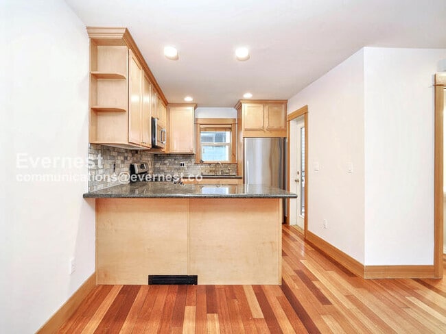 Photo - 3 Bed/2 Bath Townhome with Garage / Pet-Friendly / Vouchers Accepted / Available Now!