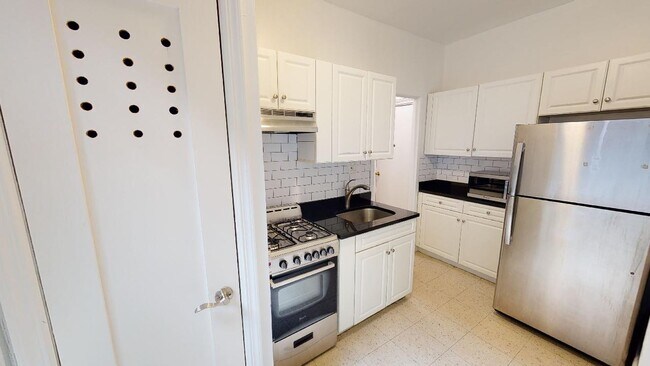 Photo - 7173 Yellowstone Blvd