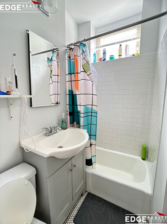 Photo - 130 Brainerd Rd Unit 1