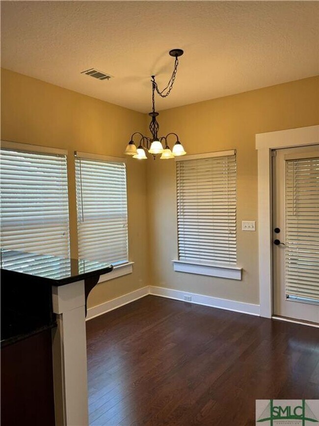 Photo - 60 Teachers Row