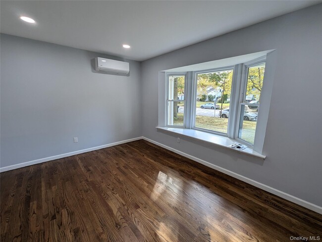 Photo - 144 Sequoia Dr