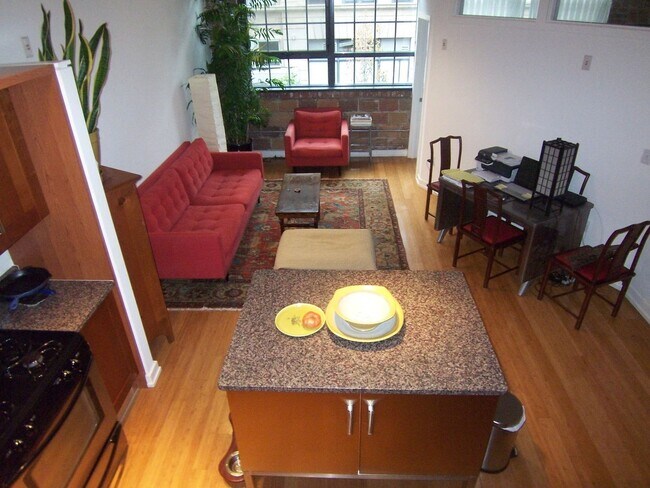 Photo - Centrally Located Elegant Designer-Chic 1B... Unit 207