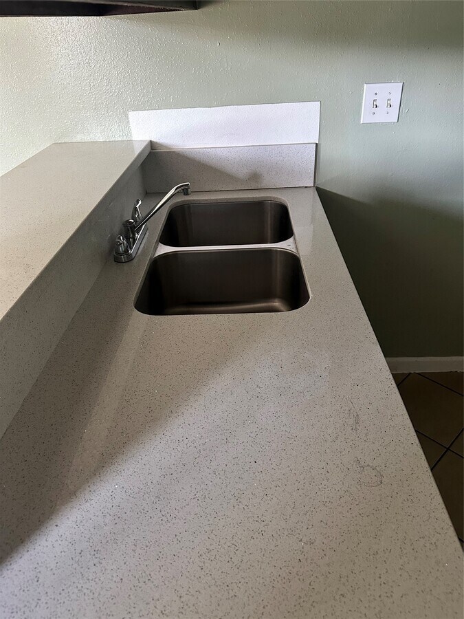 Photo - 1751 Moritz Dr Unidad 206