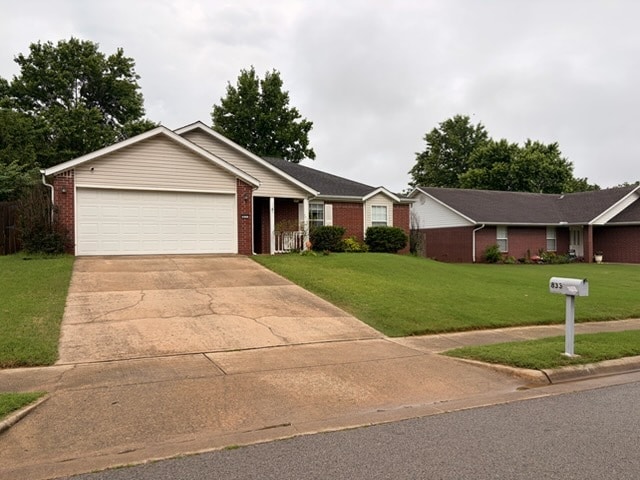 Building Photo - 833 S Eastview Dr