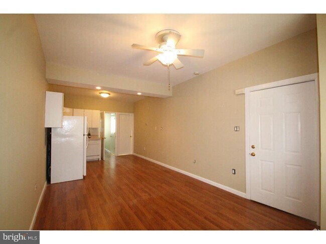 Building Photo - 1309 S Warnock St Unit 1 Rental