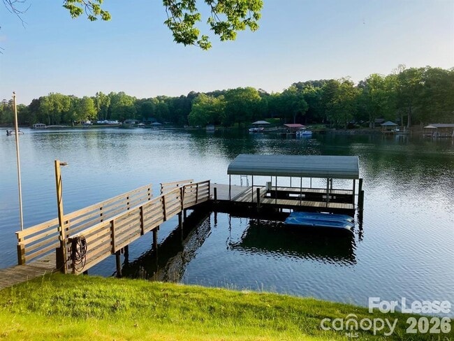 Photo - 232 Hermance Ln