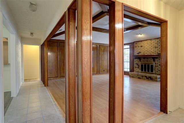 3913 Sandia Dr