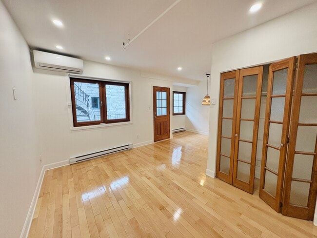 Photo - 215 Rue De La Commune