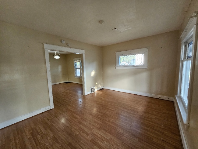 Photo - 55-57-57 Tompkins St Unidad 57