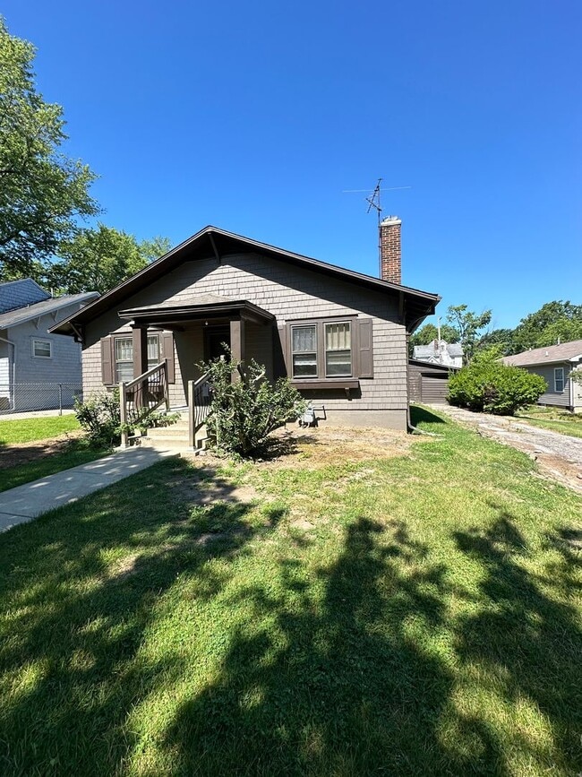 Photo - 807 N Orchard St