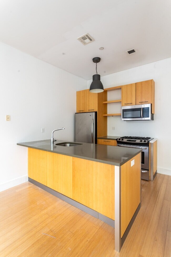 Photo - 177 Concord St Unit 4A