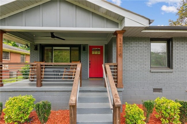 Photo - 1219 Hill St SE