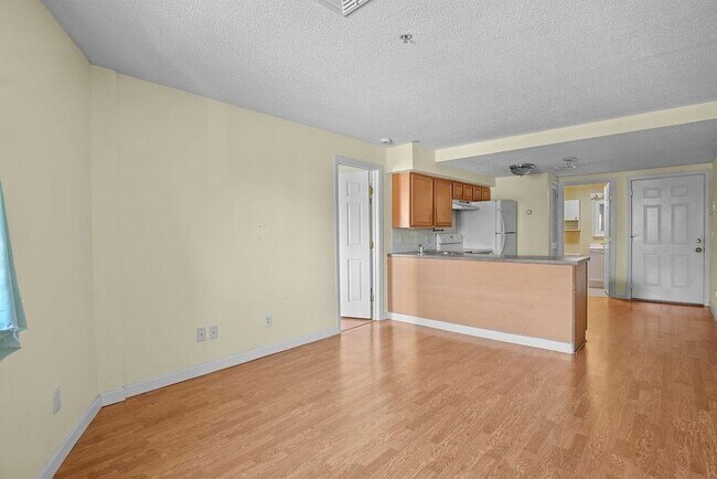 Photo - 31 Devereux Ave