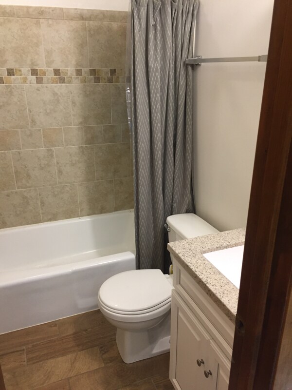 Photo - 113 Raylinsky Rd Unit C