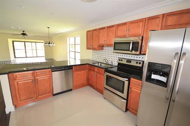 Photo - 7944 Eastlake Dr Unit D