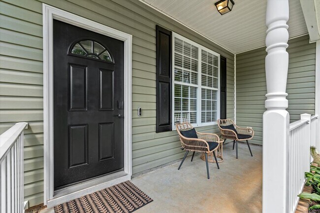 Photo - 123 Fairfield Dr