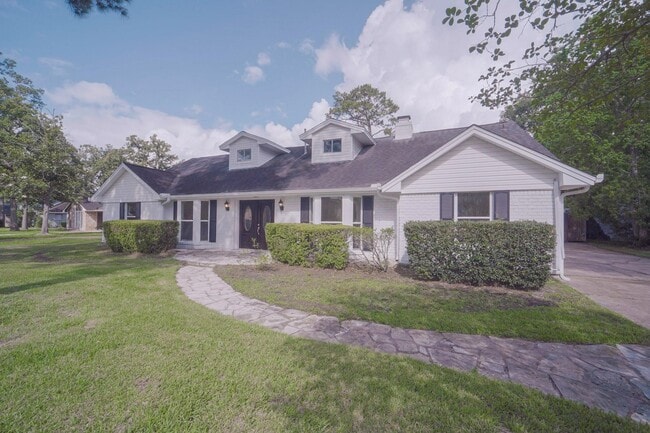 Building Photo - 1419 Chestnut Ridge Rd