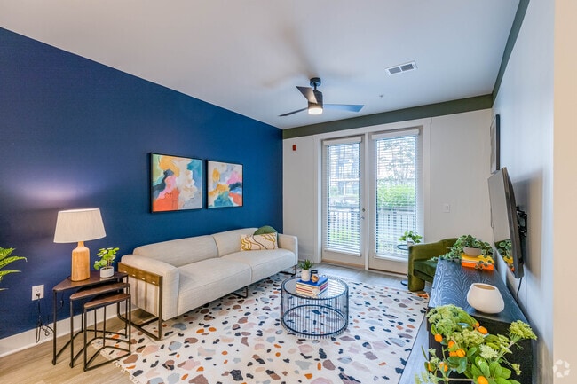 1BR, 1BA - The Bloom