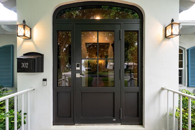 Photo - 302 NW 16th St