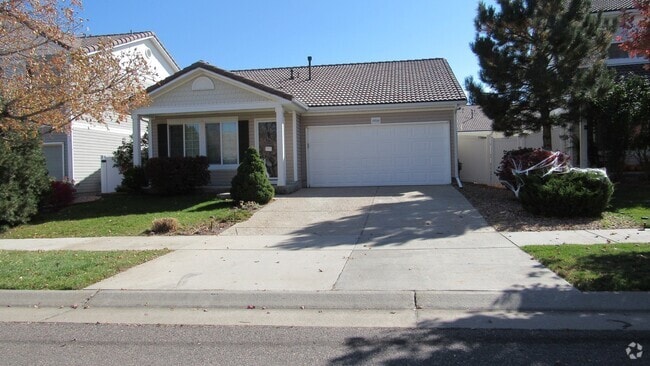 Building Photo - Beautiful Updated 3 Bedroom Ranch Style Ho... Rental