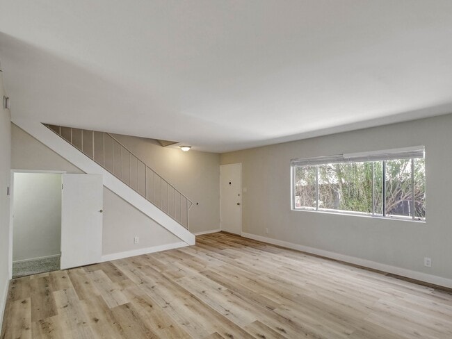 Photo - 1452 Berkeley St