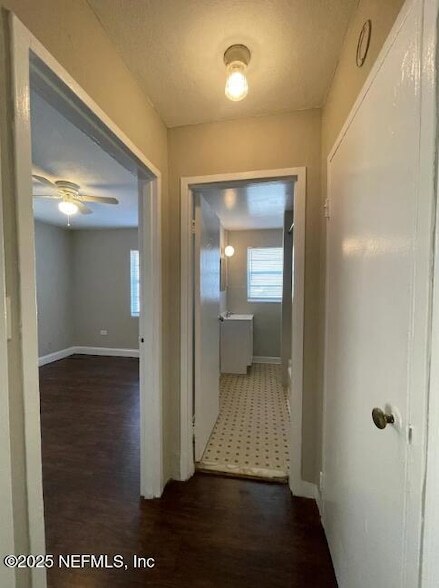 Photo - 810 2nd St N