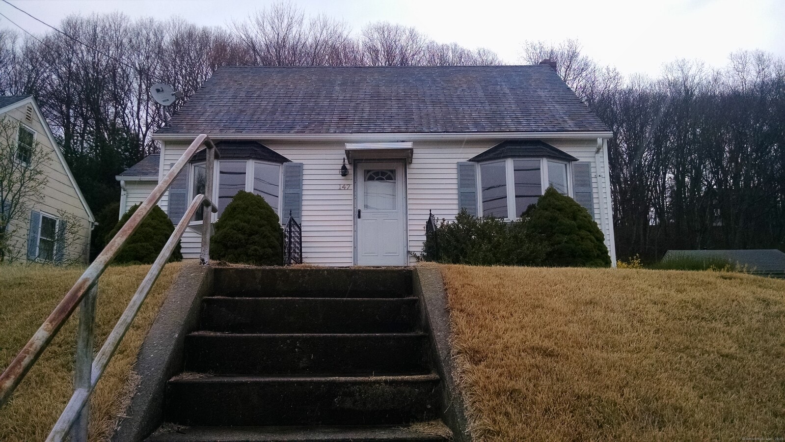 Photo - 147 Flanders Rd House