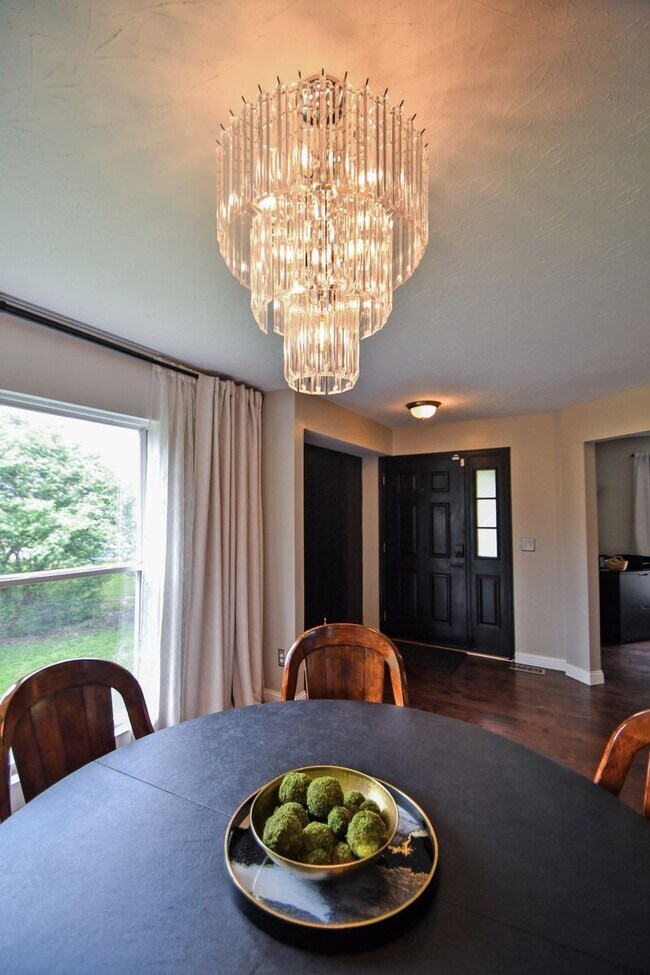 Photo - 4654 Riley Ln