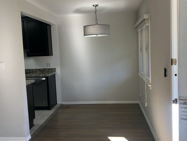 Photo - 1033 Pearl St Unidad B