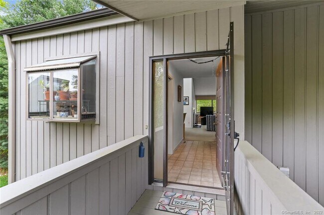 Photo - 25 Whitney Glen Dr Unit 25