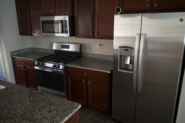 Photo - 107 Brier Summit Pl