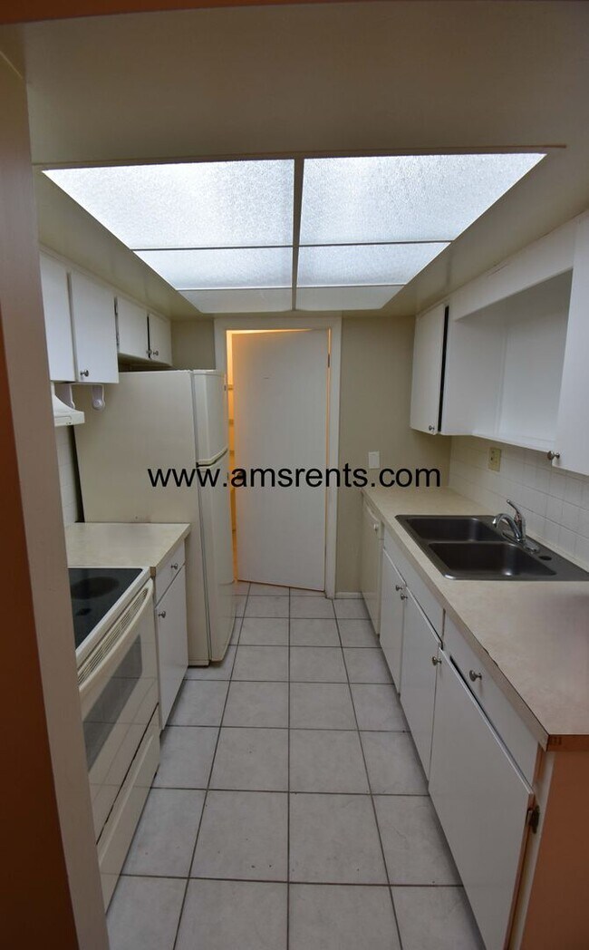 Photo - Esplanade Way-202 Unit Esplanade Way-202