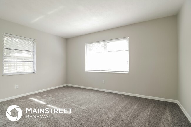 Photo - 1927 English Dr