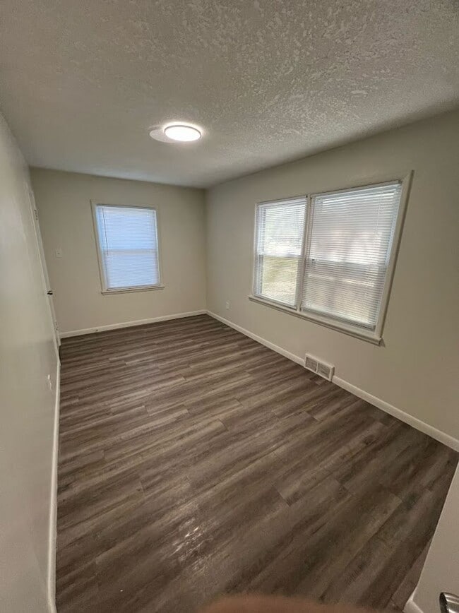 Photo - Don’t Miss Out On This AMAZING Home!!