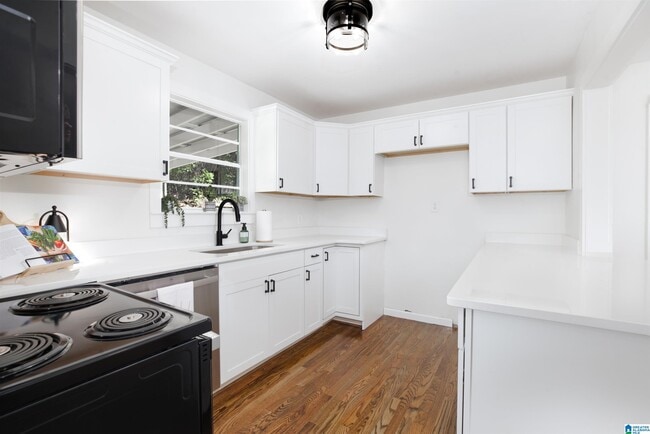 Photo - 724 Rose Dr