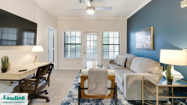 Photo - 165 Forestbrook Dr Unidad 127.1410987