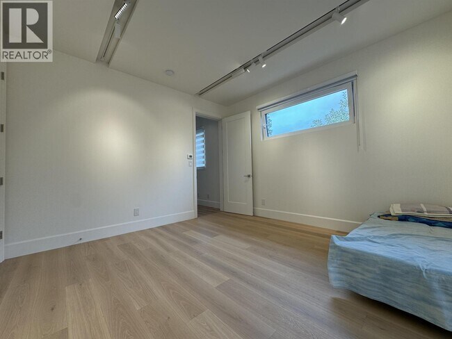 10480 No. 4 Road