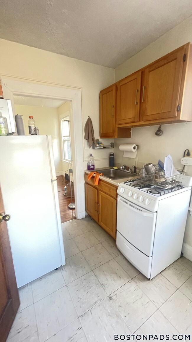 Photo - 44 Central St Unit 5