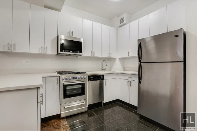 Photo - WEST 22 STREET Unit 7H