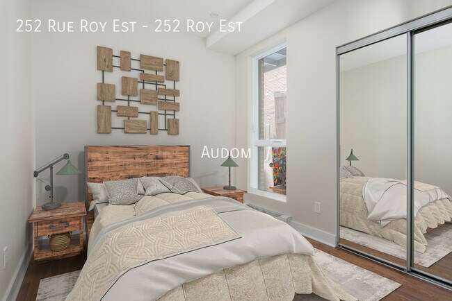 Photo - 252 Rue Roy E Unit 252 Roy Est