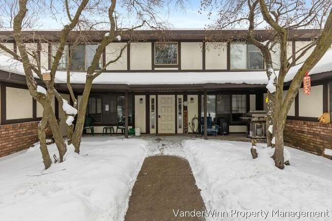 Photo - 6556 Bella Vista Dr NE