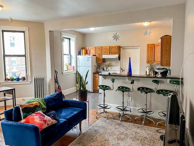 Photo - 1066 Commonwealth Ave