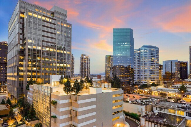 Photo - Bellevue Condo with Timeless Charm